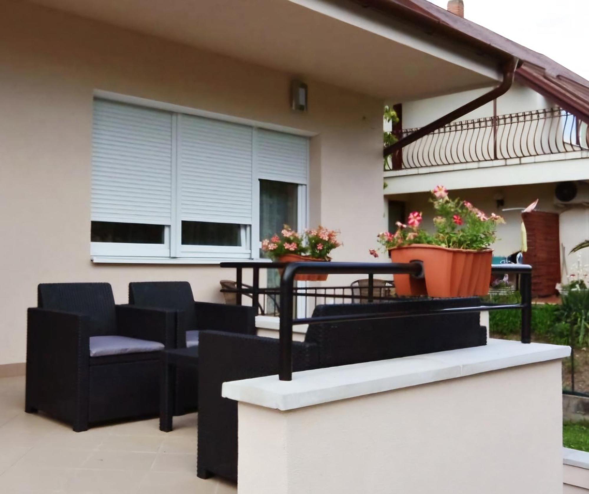 Beri Apartman Шиофок Экстерьер фото